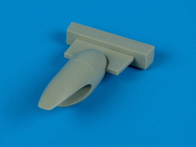 QB72119 F4U-2 BIRD CAGE Corsair radome 1/72